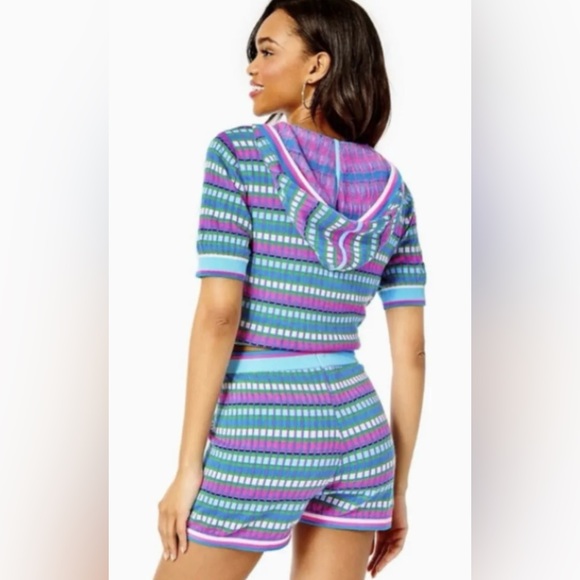 ✨Like New✨Lilly Pulitzer Avington Sweater Set - M/L - Picture 2 of 16